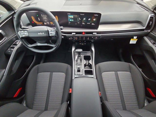 New 2026 Kia Sorento LX FWD image 34