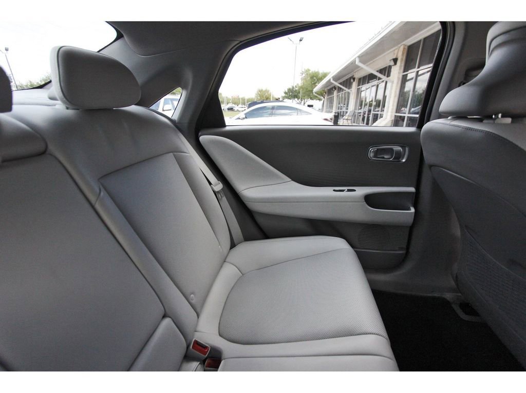 Used 2024 Hyundai Ioniq 6 Limited image 13