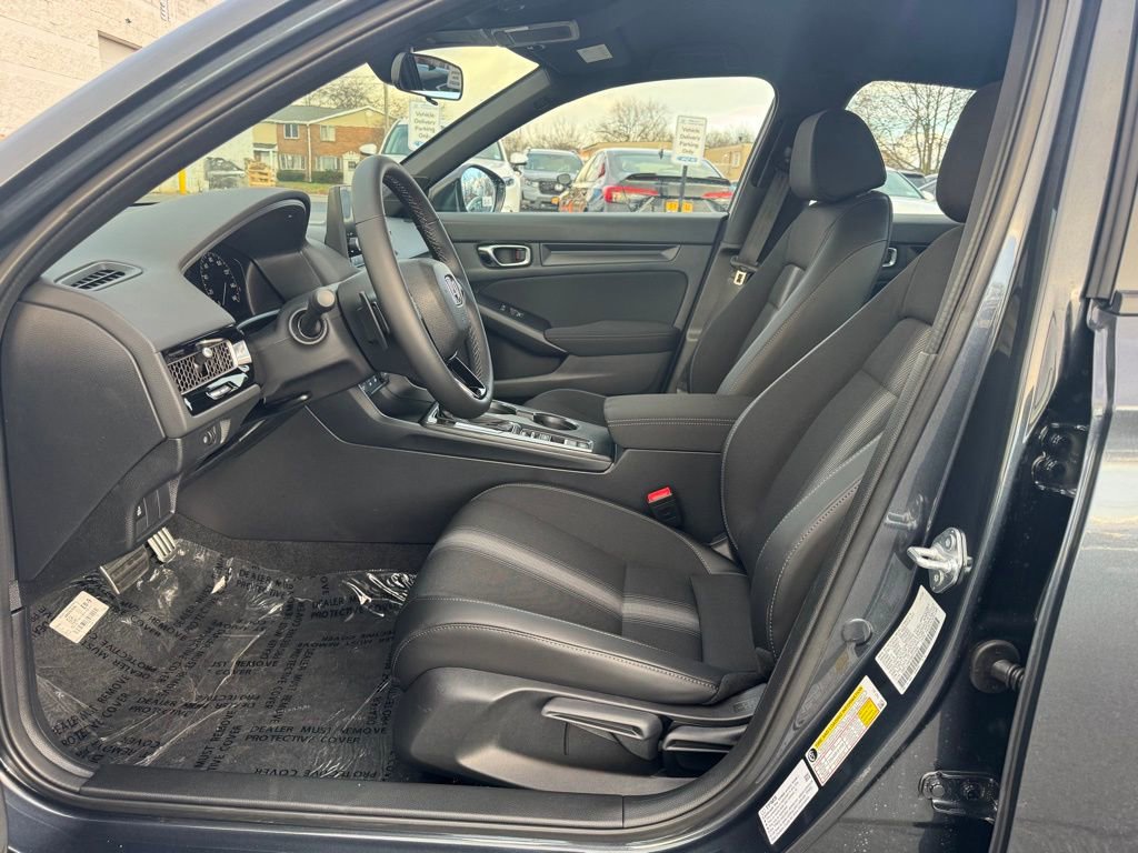 Used 2025 Honda Civic Sport image 10