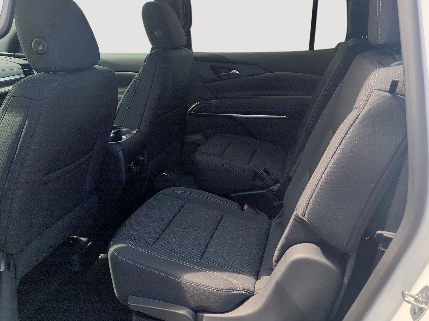 New 2026 Chevrolet Traverse LT w/ LPO, Floor Liner Package image 14