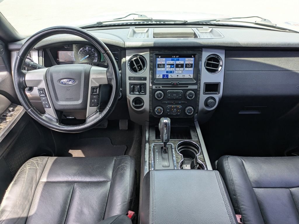 Used 2017 Ford Expedition Limited w/ Equipment Group 301A RWD image 18