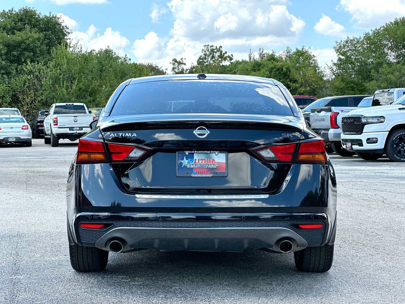 Used 2021 Nissan Altima 2.5 SR FWD image 14