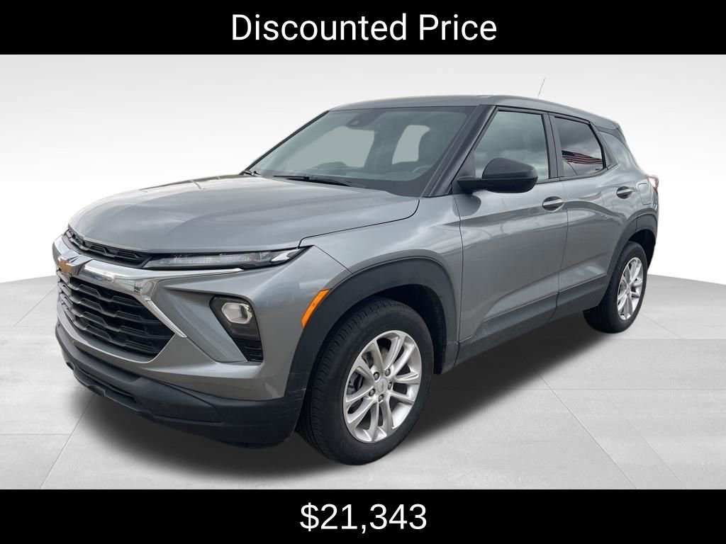 Certified 2024 Chevrolet TrailBlazer LS w/ LS Convenience Package FWD image 3