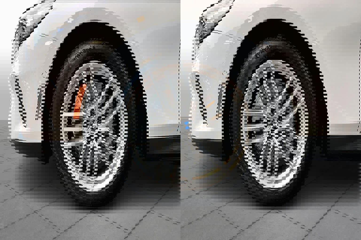 Used 2024 BMW 530i w/ Premium Package image 11