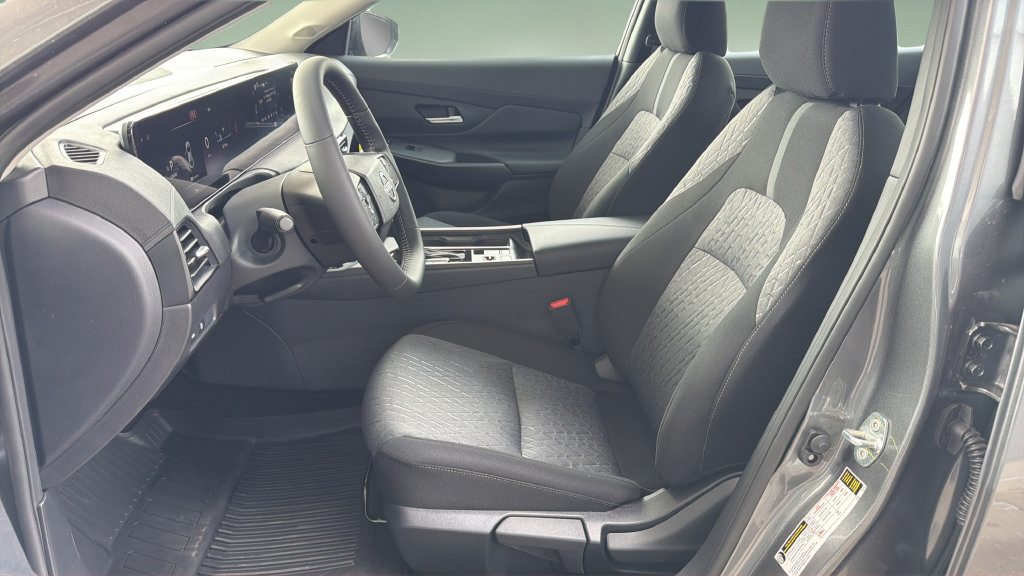 New 2027 Nissan Sentra SV w/ SV Convenience Package FWD image 17