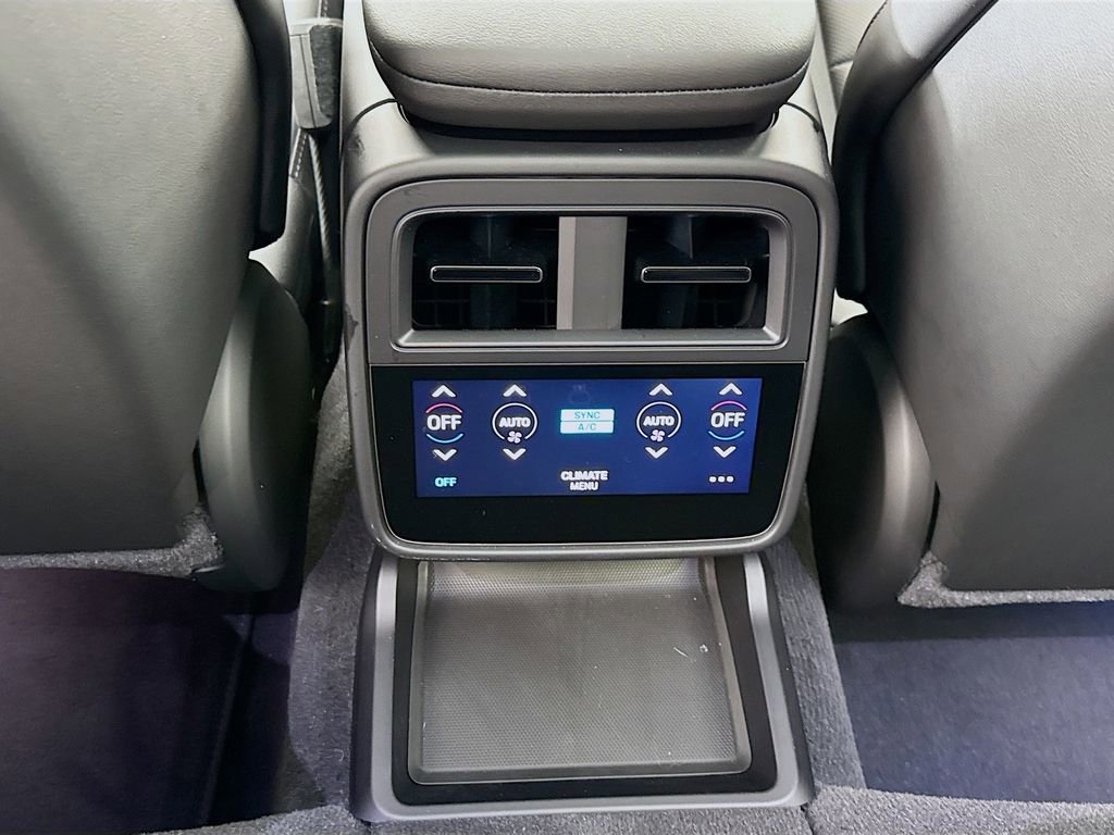 Certified 2023 Porsche Taycan 4S image 27