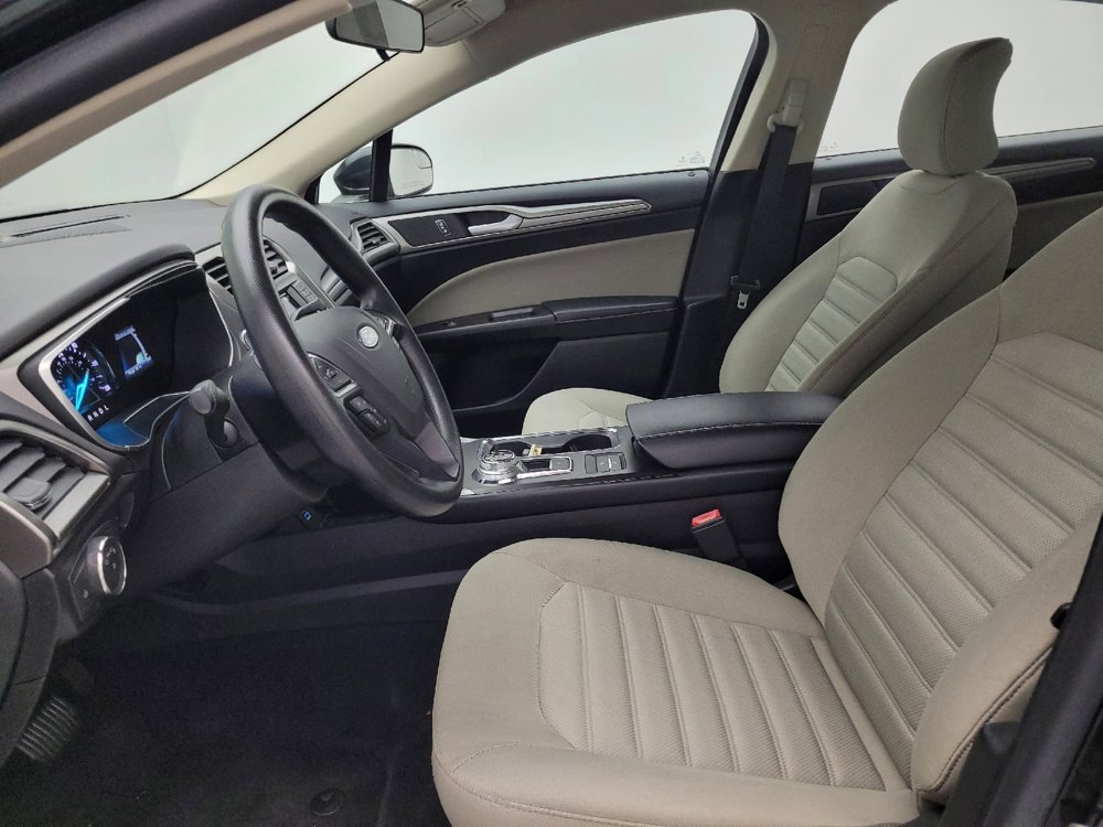 Used 2018 Ford Fusion S FWD image 17