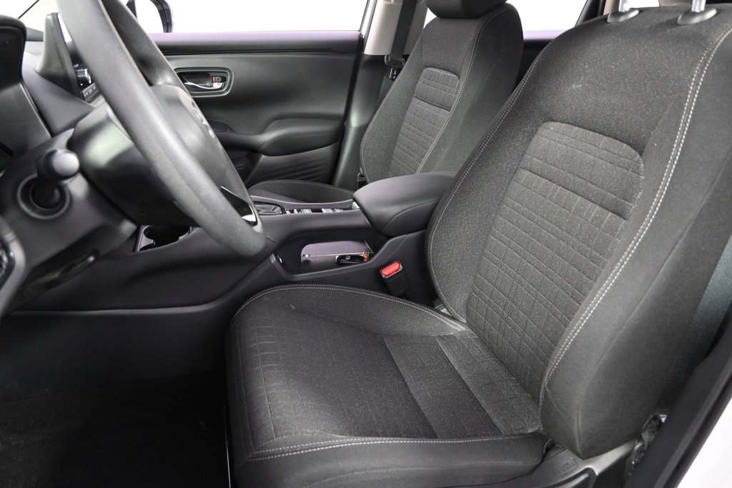 Used 2023 Honda HR-V LX image 13