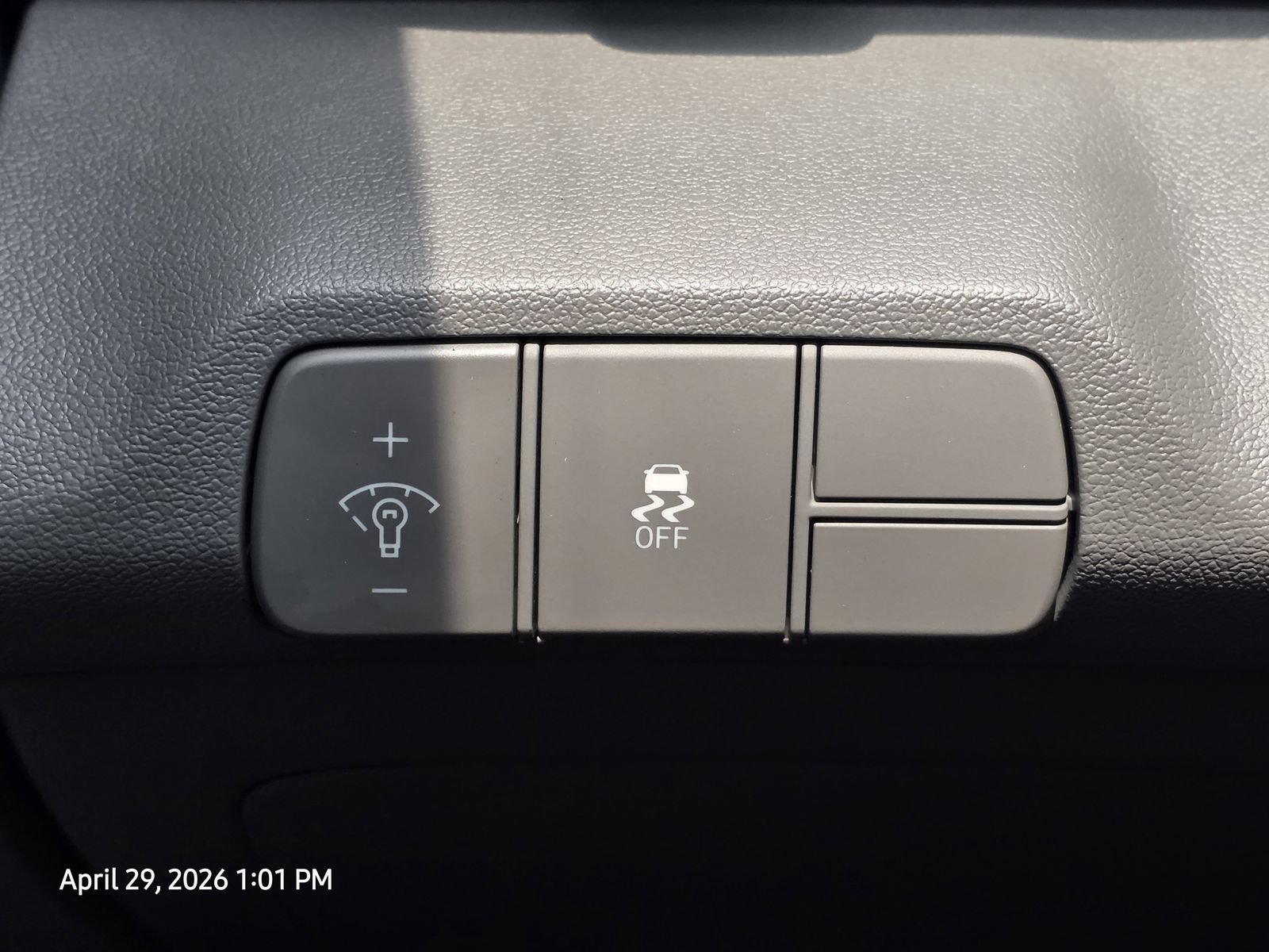 Used 2025 Hyundai Elantra Sport FWD image 28