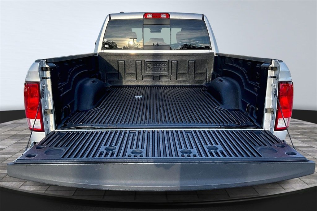 Certified 2017 RAM 1500 Classic SLT image 19