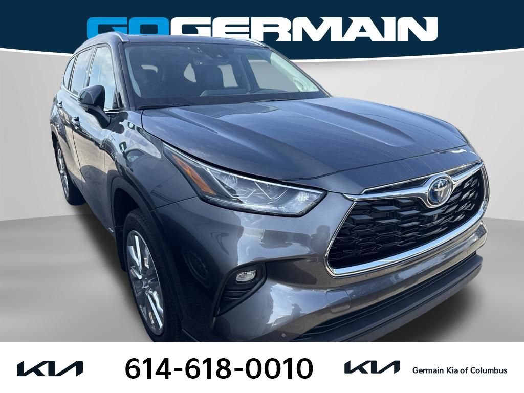 Used 2023 Toyota Highlander Limited AWD/4WD image 6