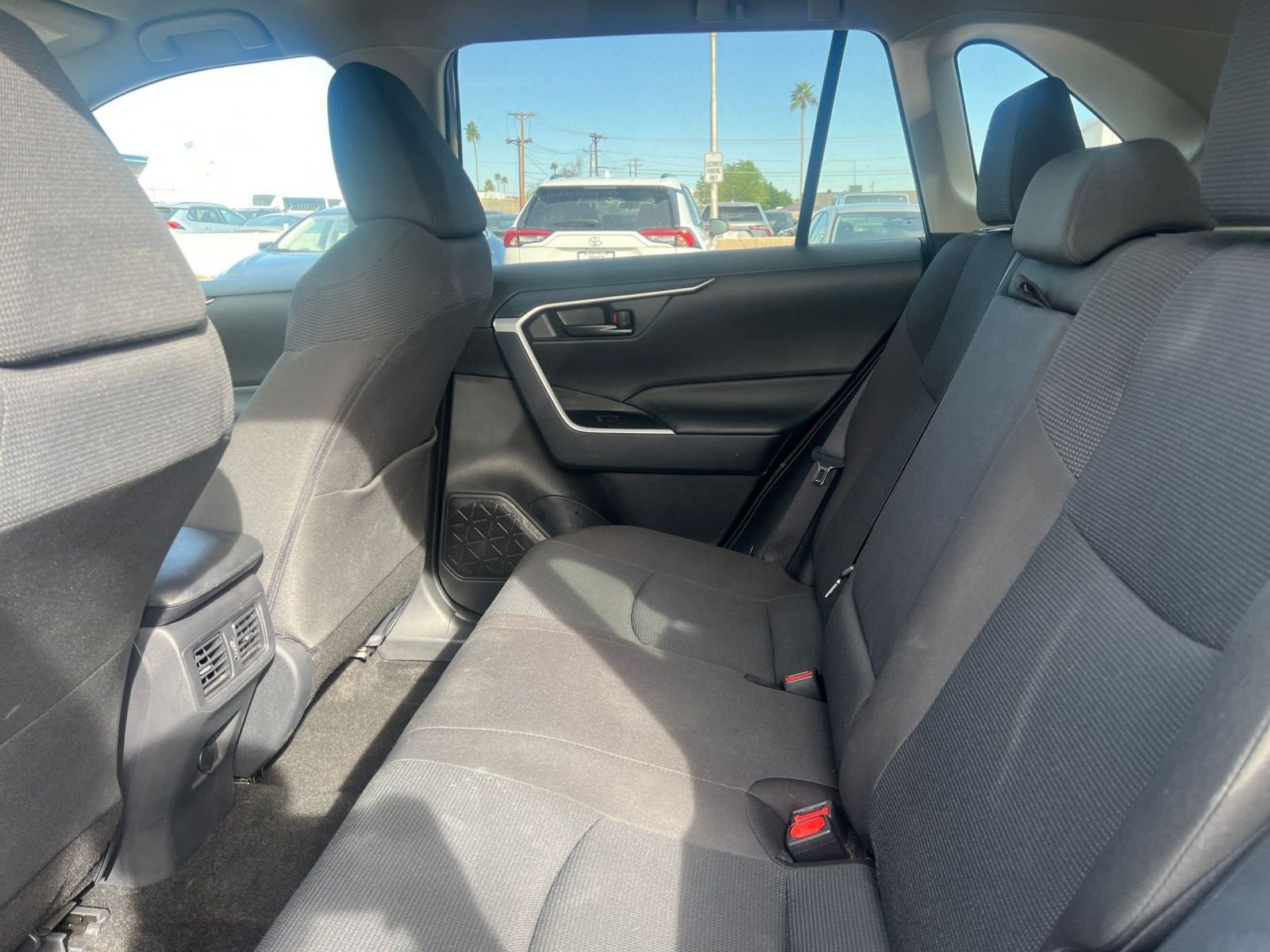 Used 2025 Toyota RAV4 LE image 25