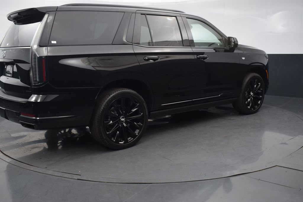 Certified 2026 Cadillac Escalade Platinum Sport w/ LPO, ONYX Package AWD/4WD image 6