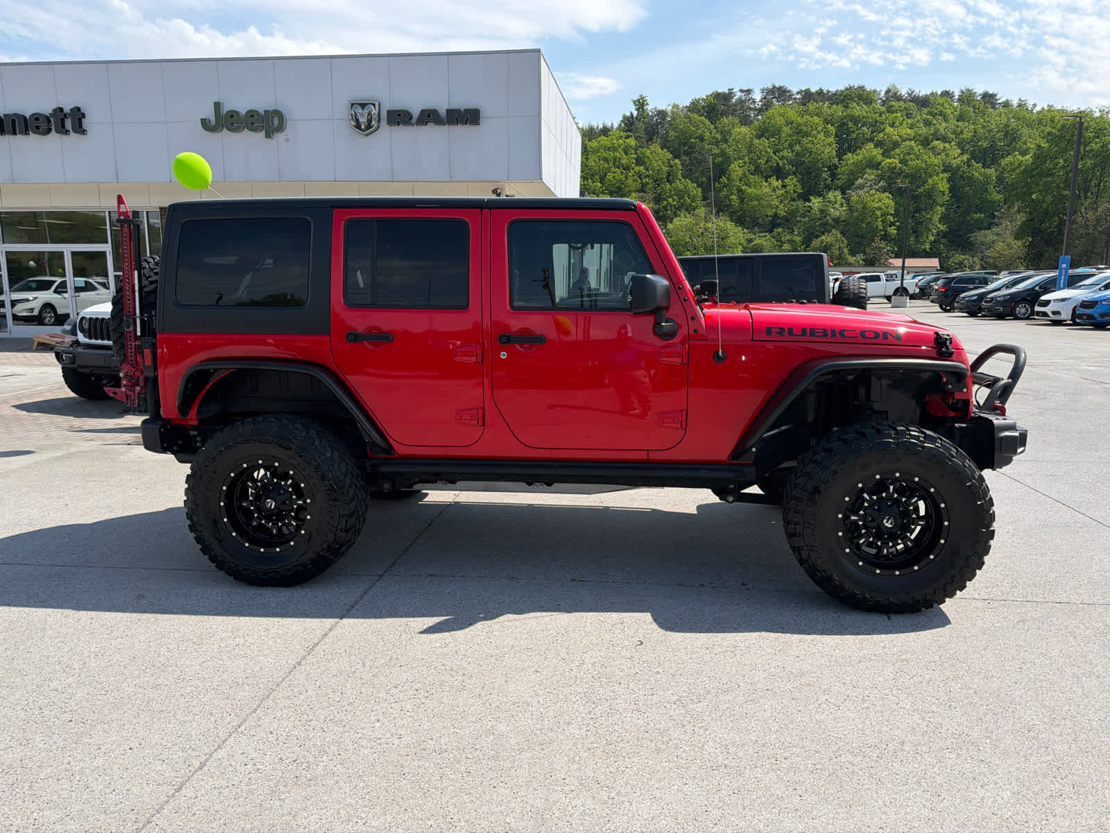 Used 2015 Jeep Wrangler Unlimited Rubicon image 5