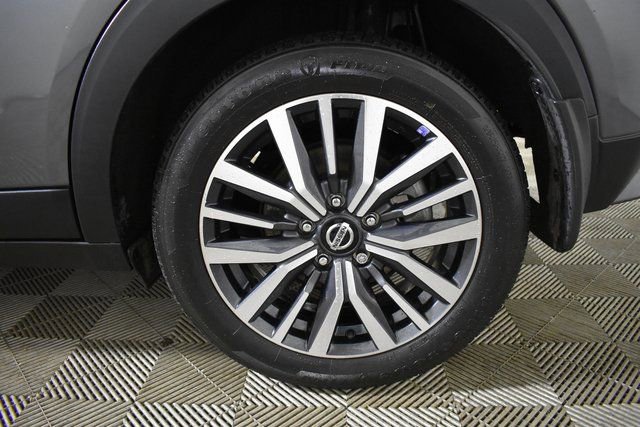 Used 2021 Nissan Kicks SV image 38