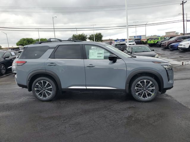 New 2026 Nissan Pathfinder Platinum AWD/4WD image 8
