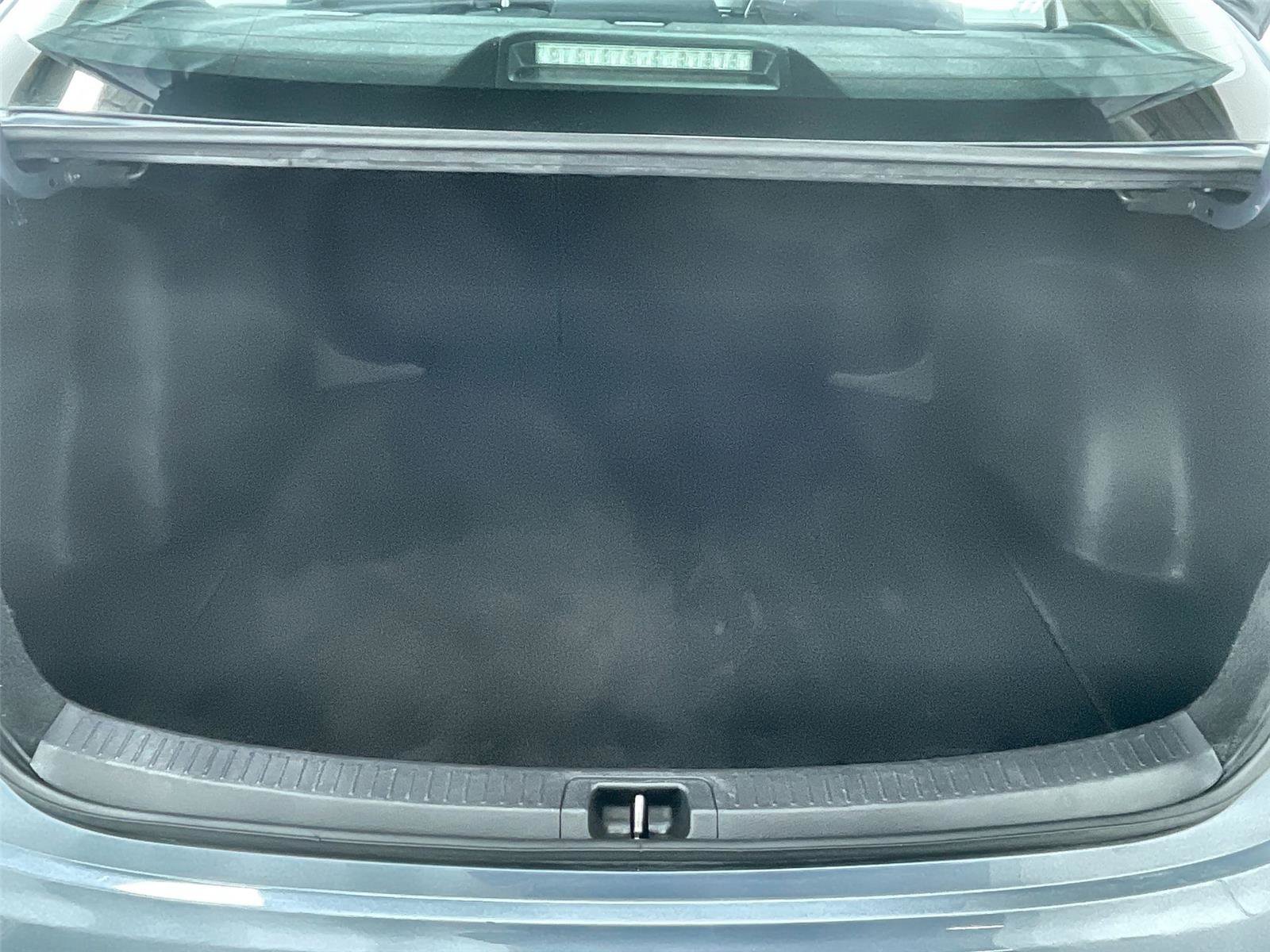 Used 2024 Toyota Corolla LE image 5