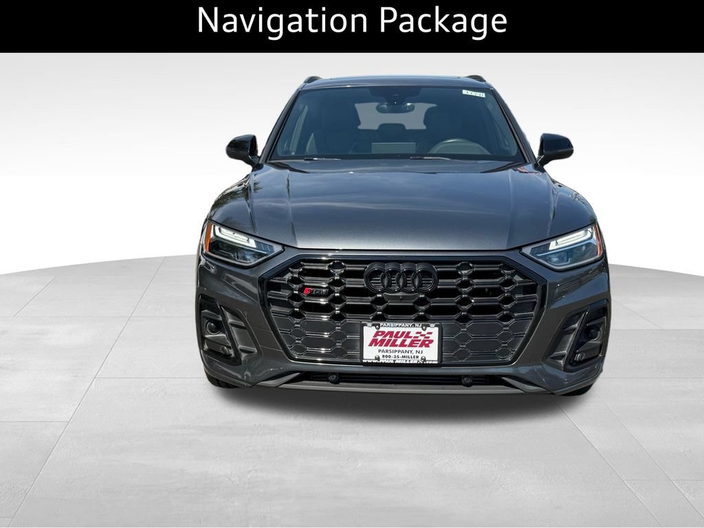 Used 2023 Audi SQ5 Premium Plus w/ Premium Plus Package AWD/4WD image 2