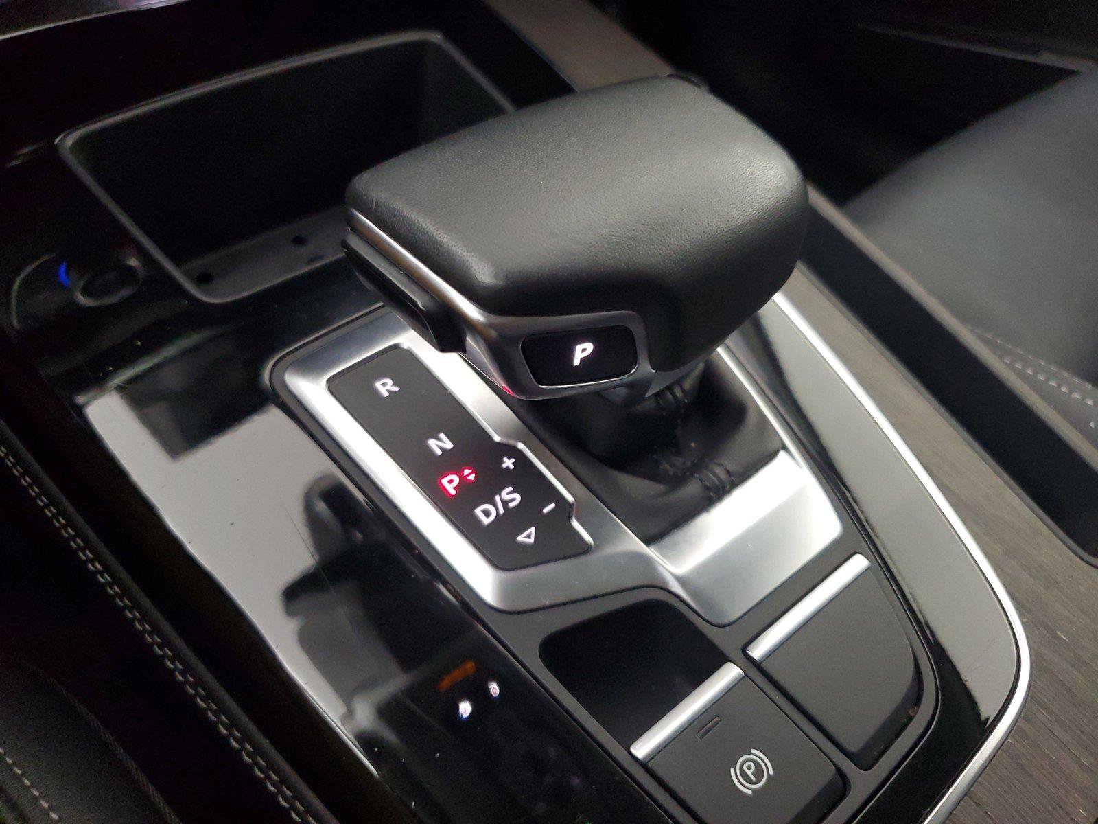 Used 2024 Audi Q5 2.0T Premium Plus AWD/4WD image 32