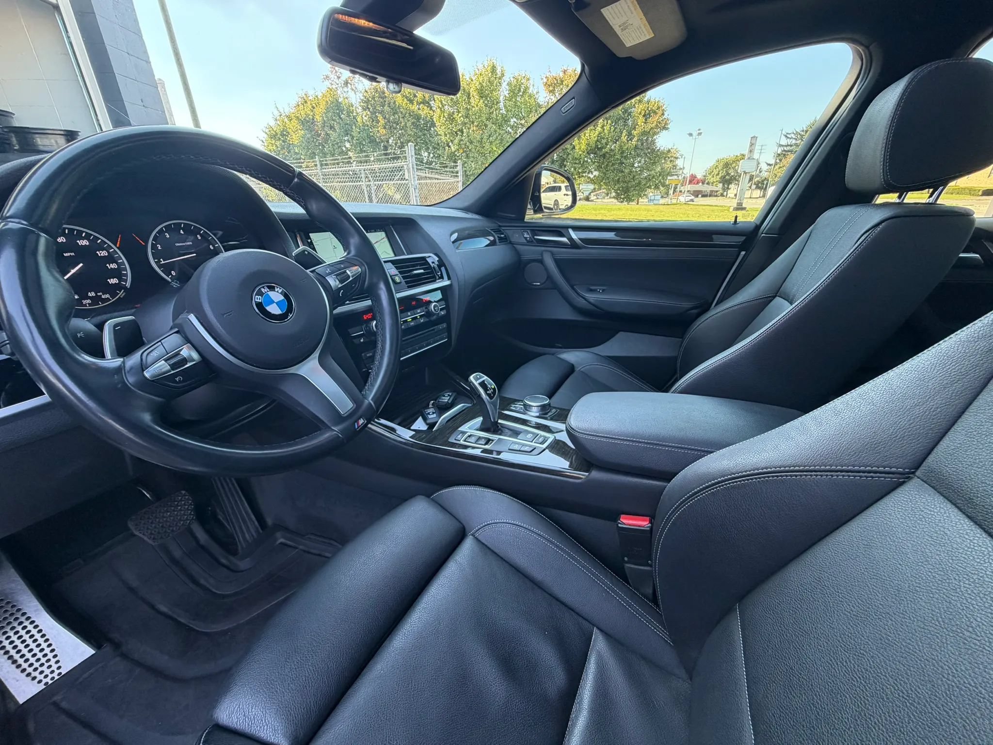 Used 2017 BMW X4 xDrive28i w/ Premium Package Enhanced AWD/4WD image 14
