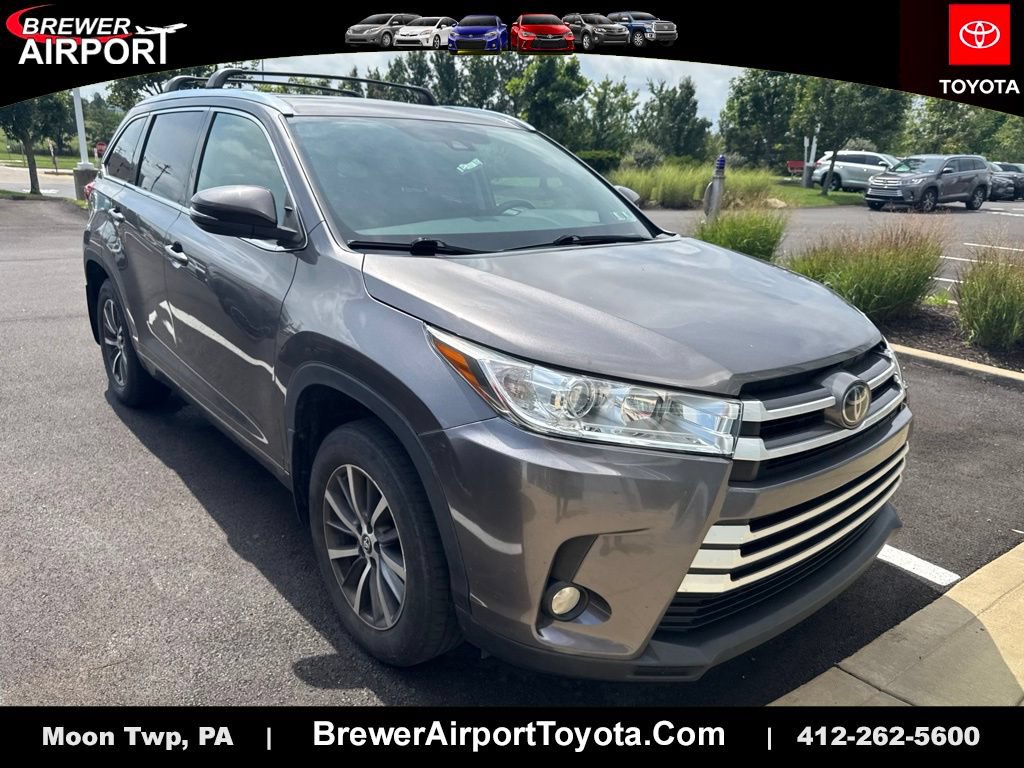 Used 2018 Toyota Highlander XLE w/ Carpet Mat Package (TMS)