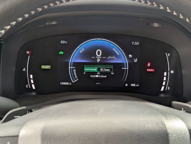 Used 2025 Toyota Camry SE FWD image 17