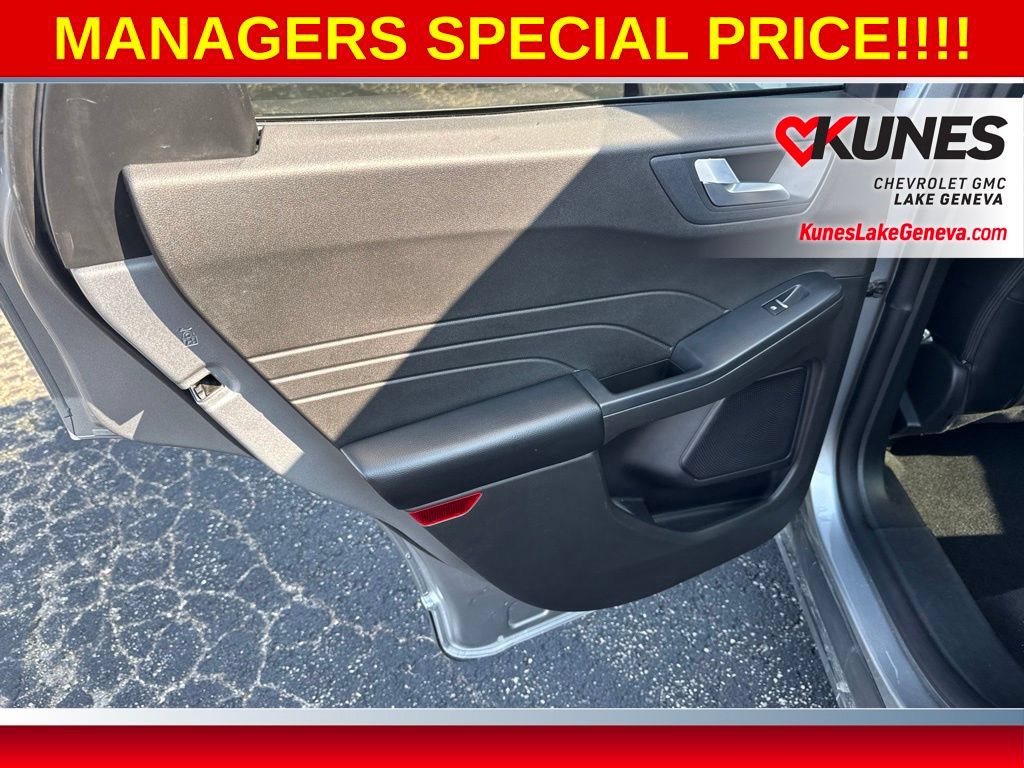 Used 2024 Ford Escape Platinum AWD/4WD image 18
