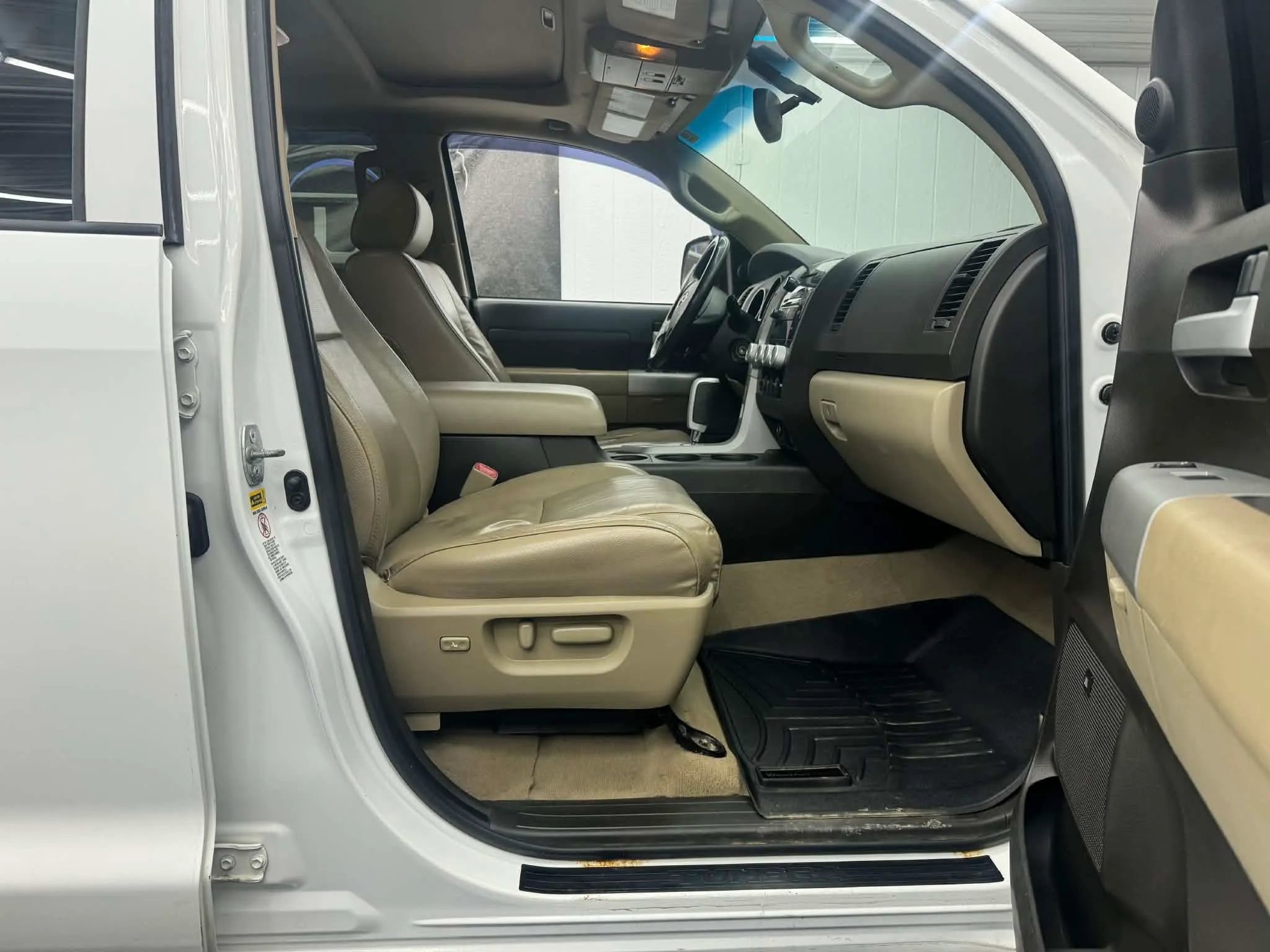 Used 2008 Toyota Tundra Limited image 6