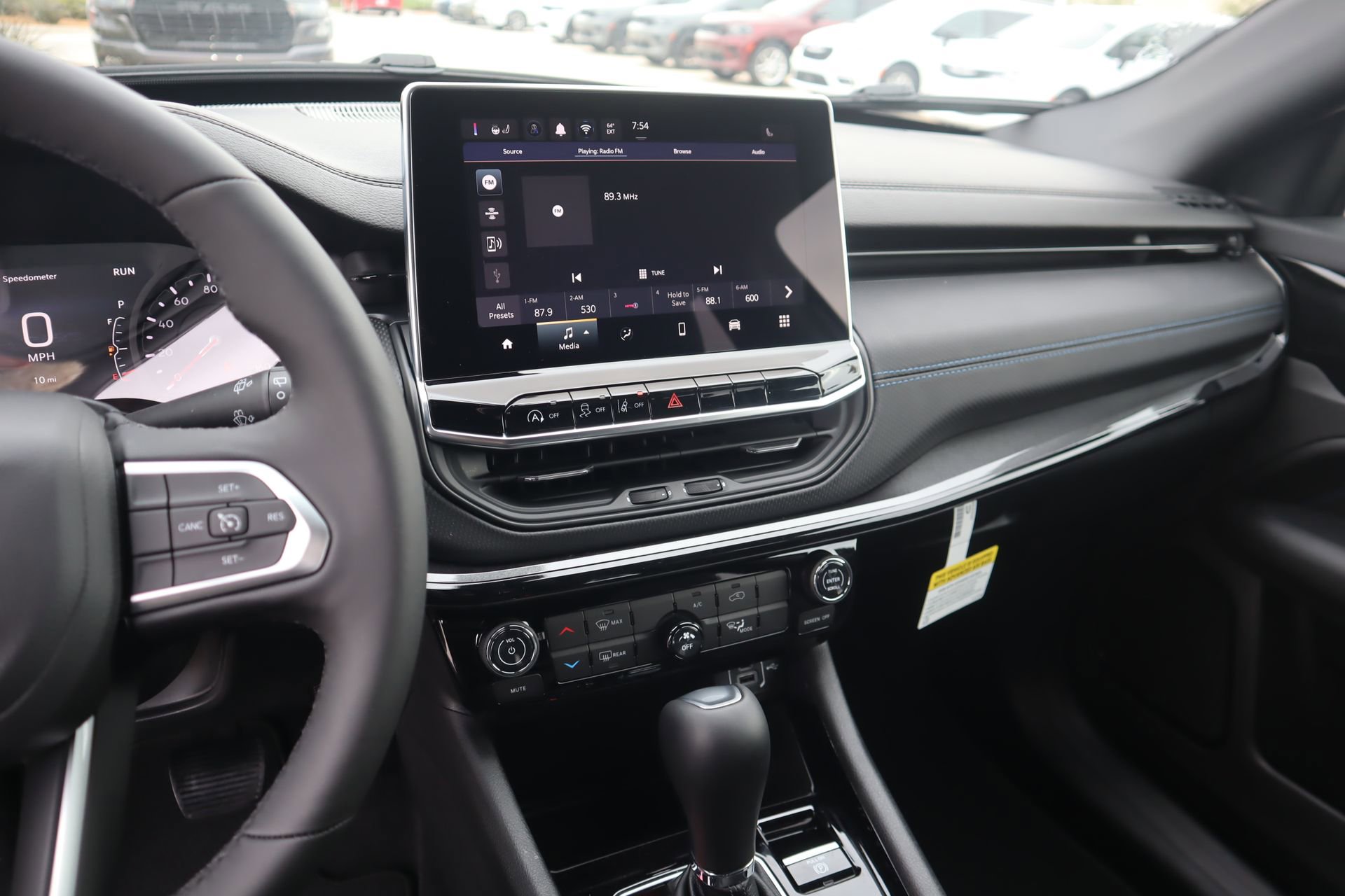 New 2026 Jeep Compass Latitude image 5