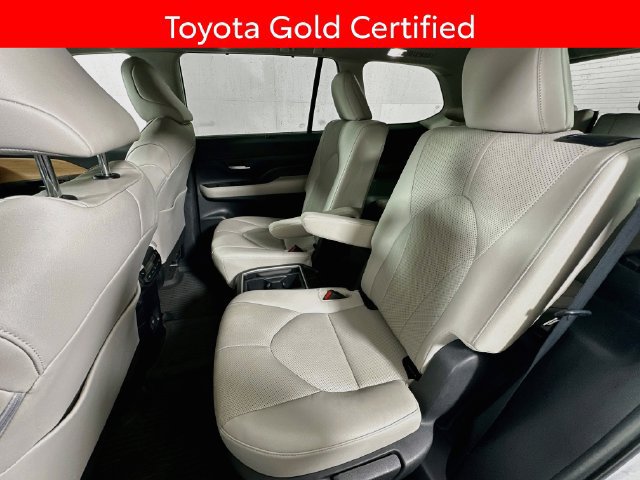 Certified 2024 Toyota Grand Highlander AWD image 26