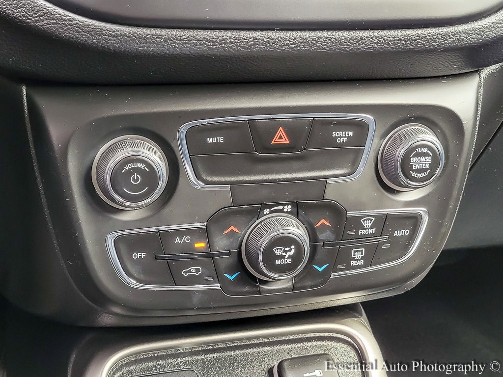 Used 2021 Jeep Compass Latitude image 19