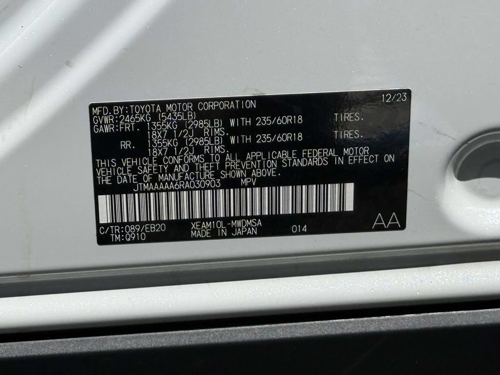 Used 2024 Toyota bZ4X FWD w/ Weather Package image 28