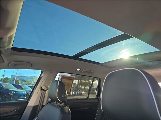 Used 2024 Volkswagen Atlas SEL Premium R-Line image 30