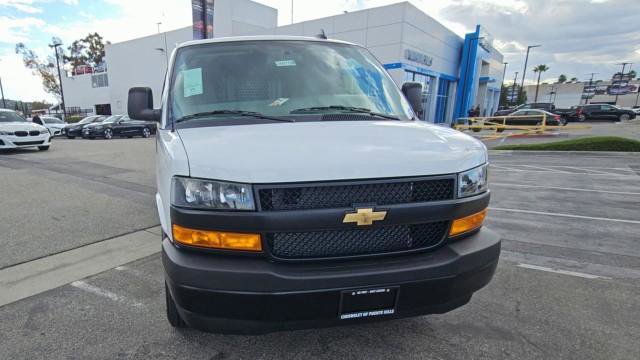 New 2026 Chevrolet Express 2500 w/ Driver Convenience Package RWD image 3