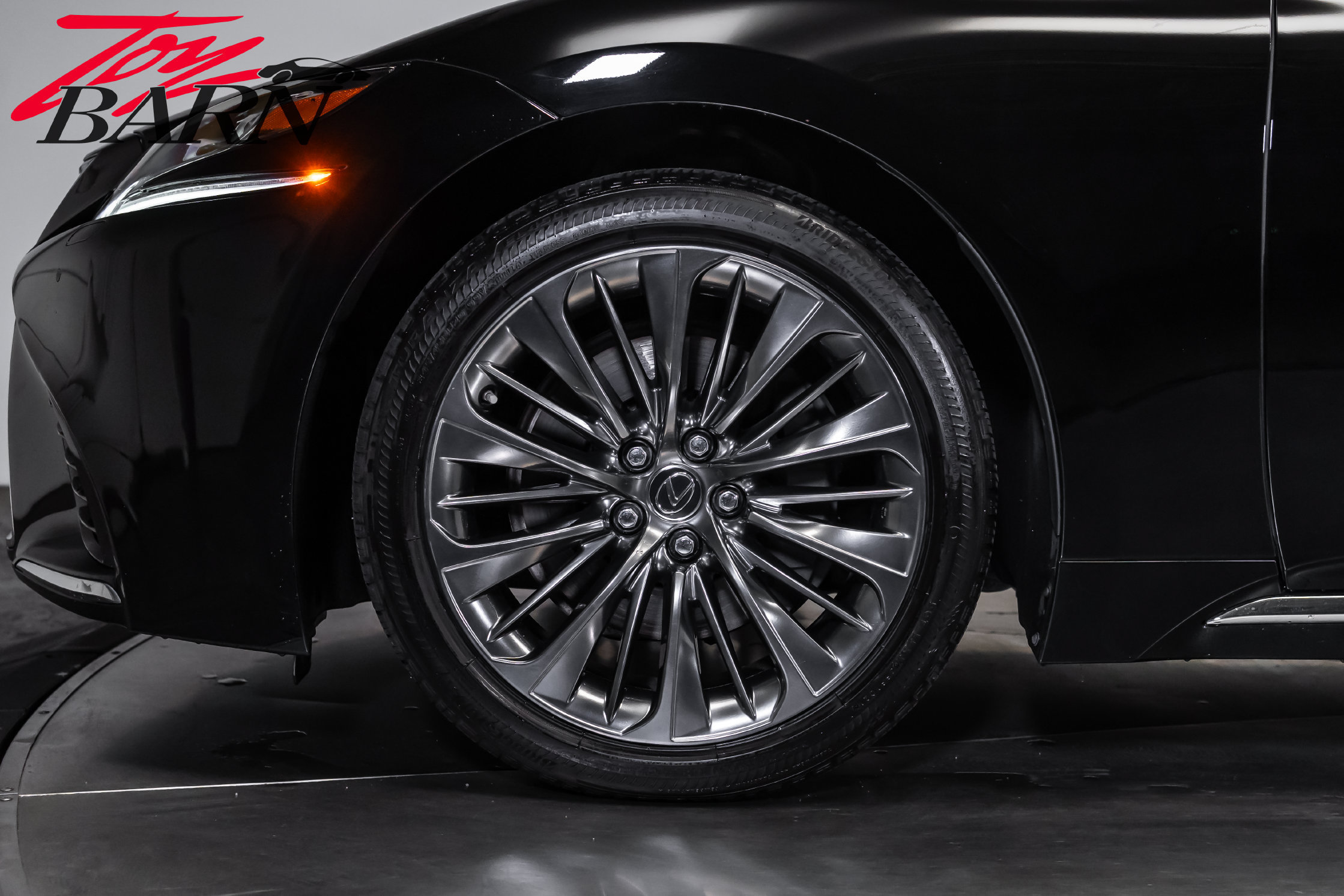 Used 2018 Lexus LS 500 AWD w/ Interior Upgrade Package image 16