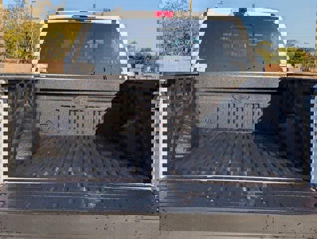 New 2026 Ford F250 Lariat w/ Black Appearance Package image 28