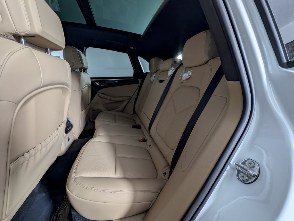 New 2026 Porsche Macan AWD/4WD image 24
