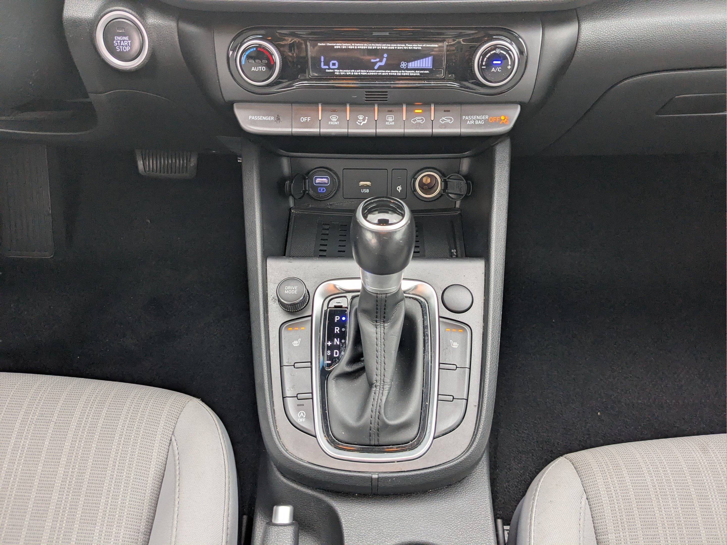 Certified 2022 Hyundai Kona SEL w/ Convenience Package FWD image 16