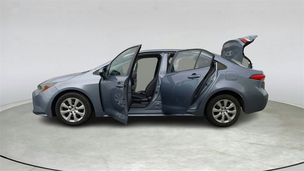 Used 2023 Toyota Corolla LE image 11
