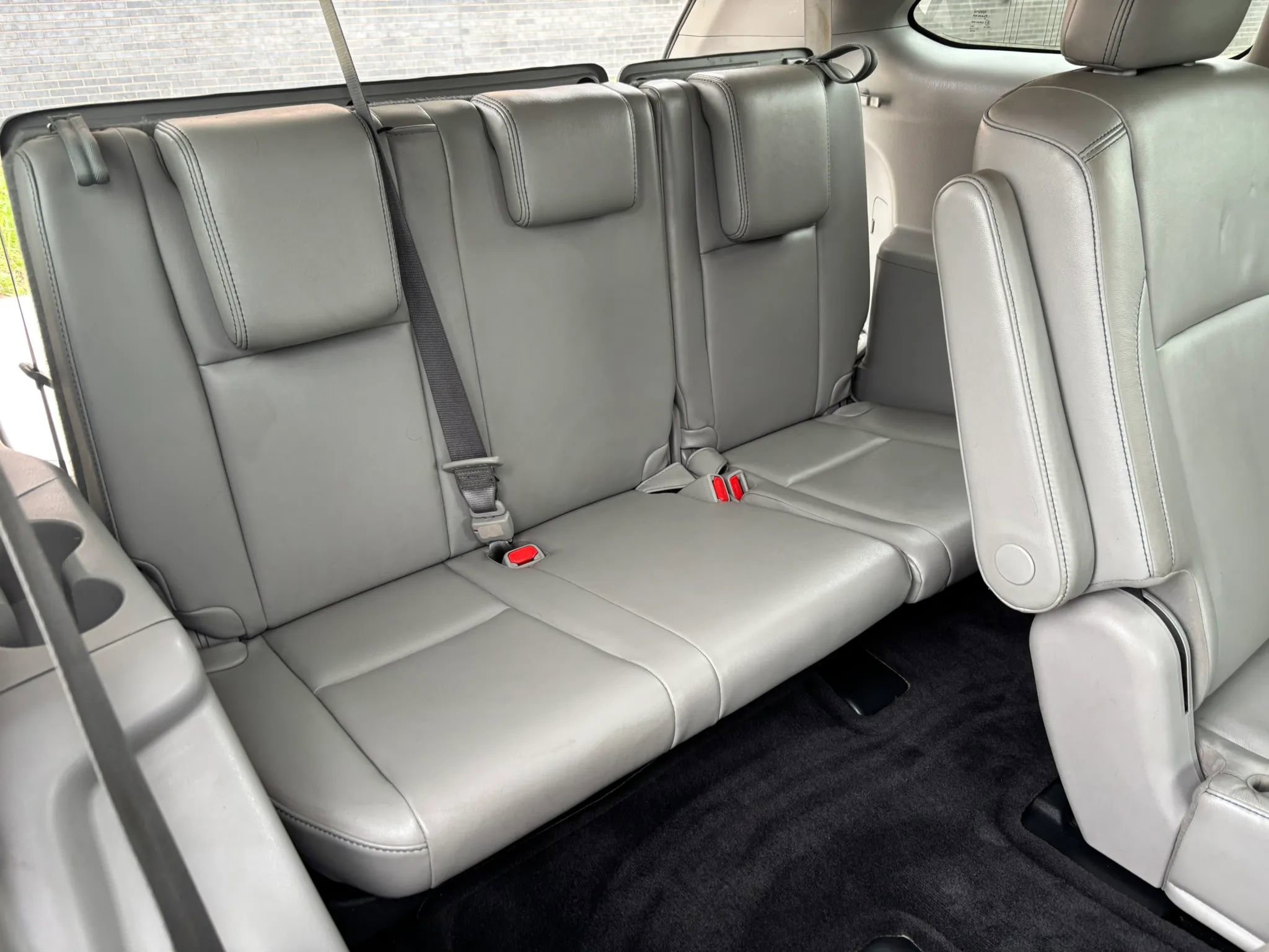 Used 2017 Toyota Highlander XLE AWD/4WD image 29