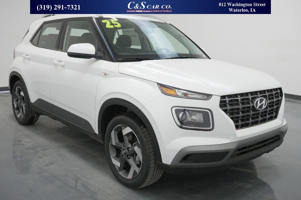 New 2025 Hyundai Venue SEL image 1