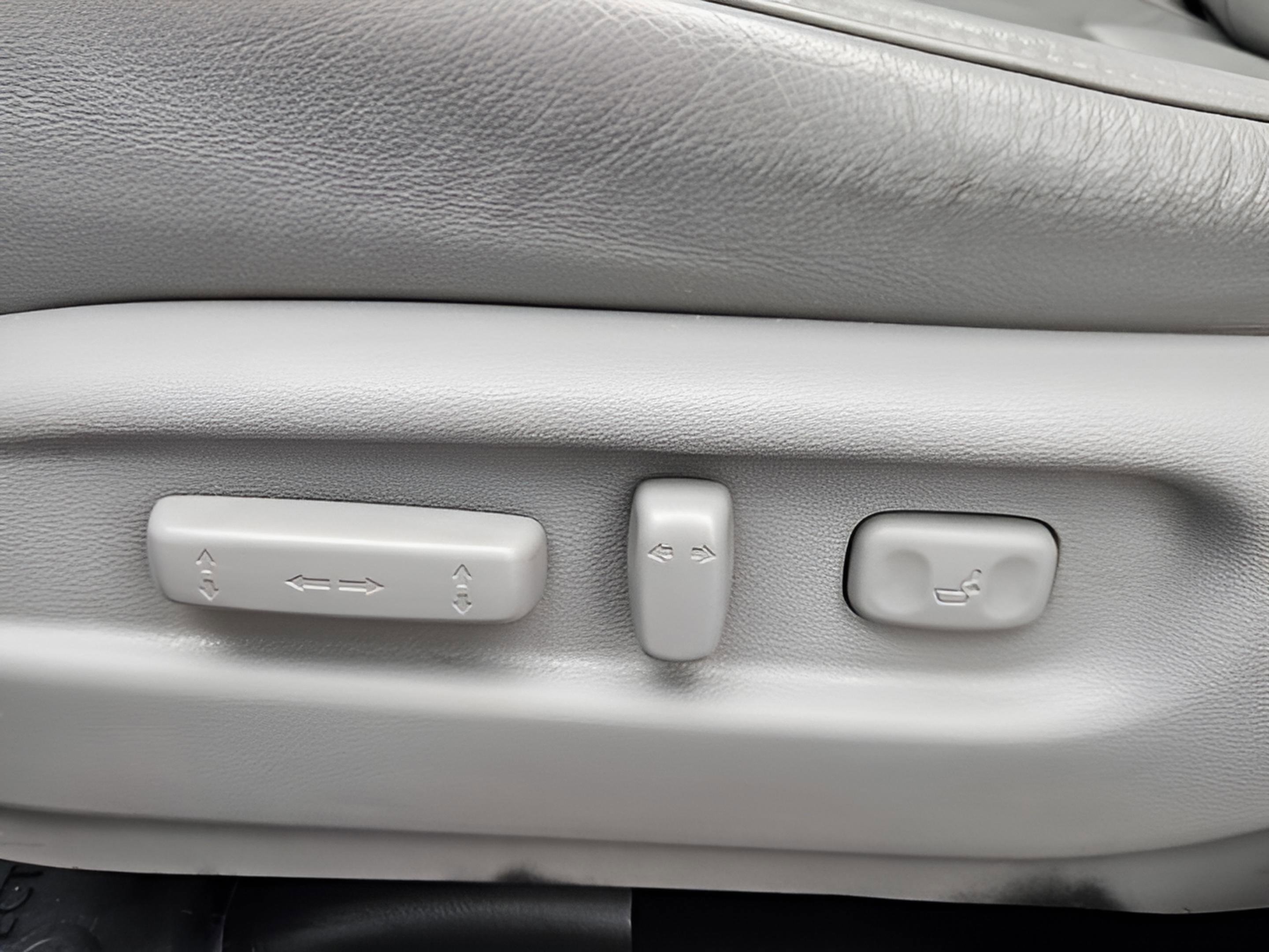 Used 2022 Honda Pilot Touring image 14