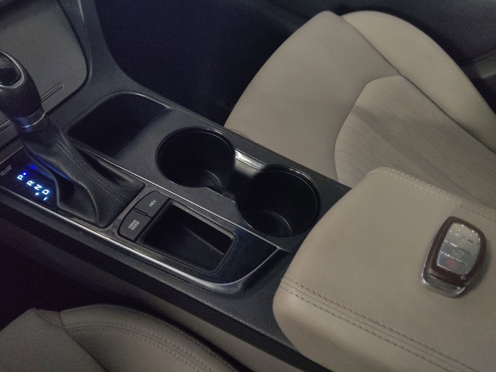 Used 2017 Hyundai Sonata Plug-In Hybrid image 26