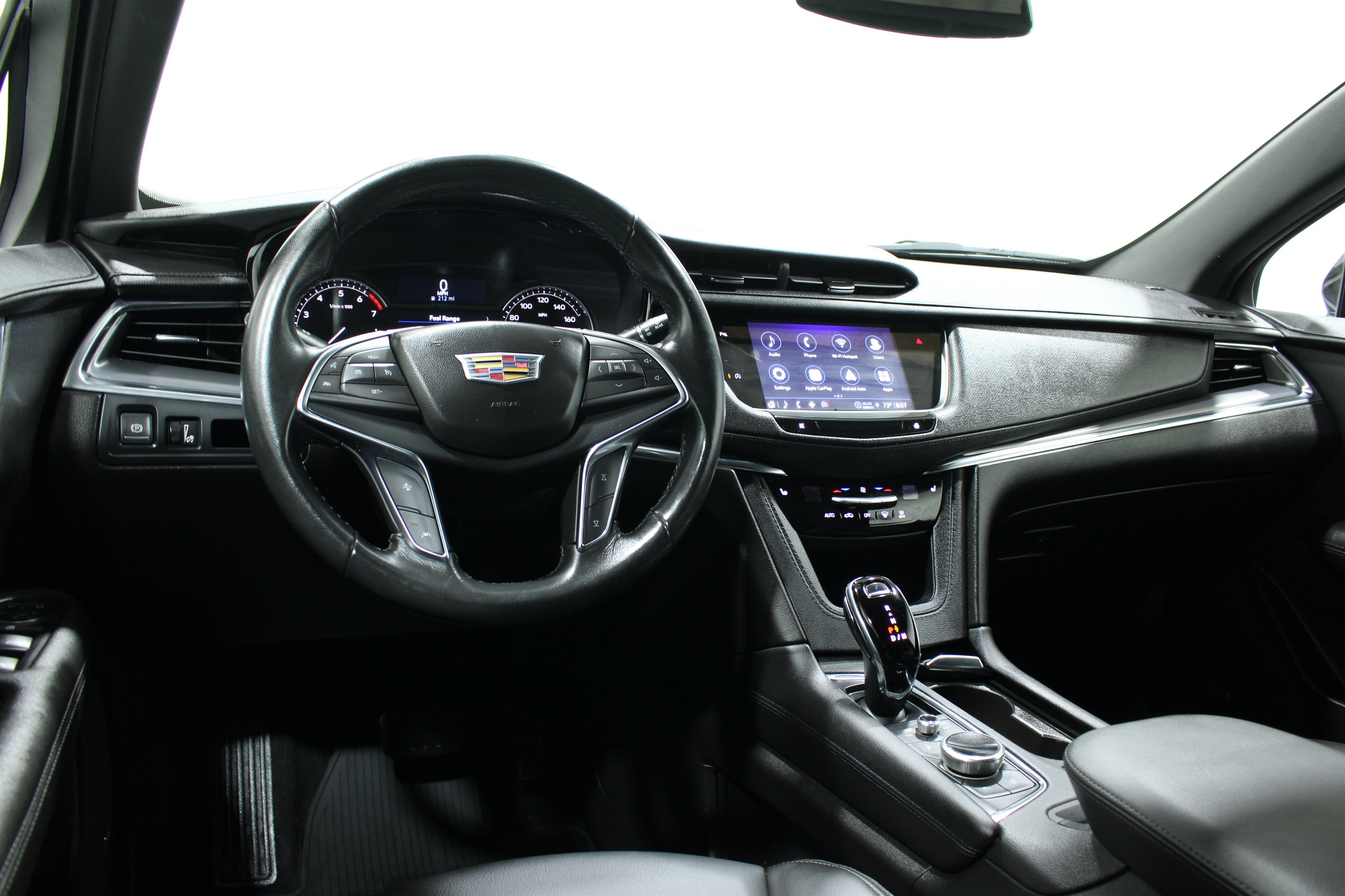 Certified 2023 Cadillac XT5 Luxury AWD/4WD image 2