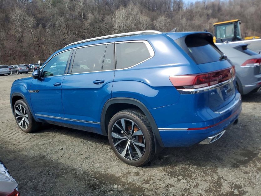Used 2025 Volkswagen Atlas SEL Premium R-Line AWD/4WD image 4
