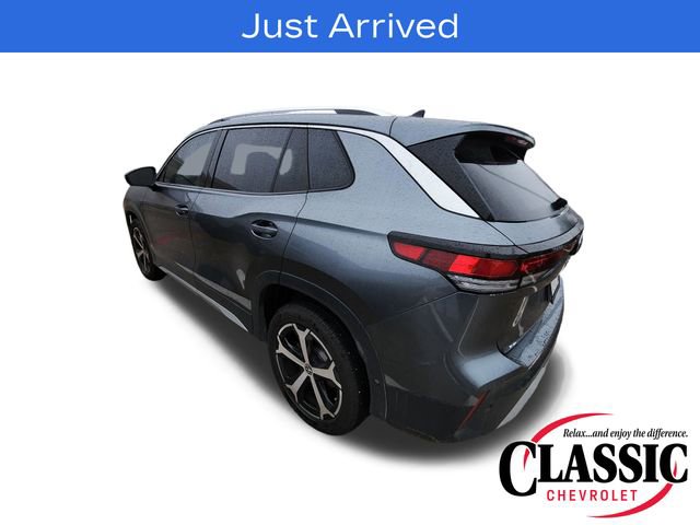 Used 2025 Volkswagen Tiguan SE AWD/4WD image 5