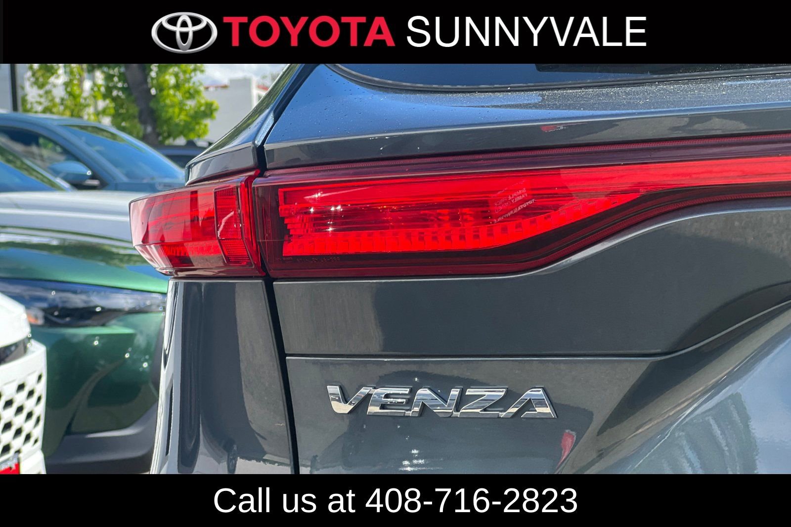 Certified 2022 Toyota Venza LE image 14