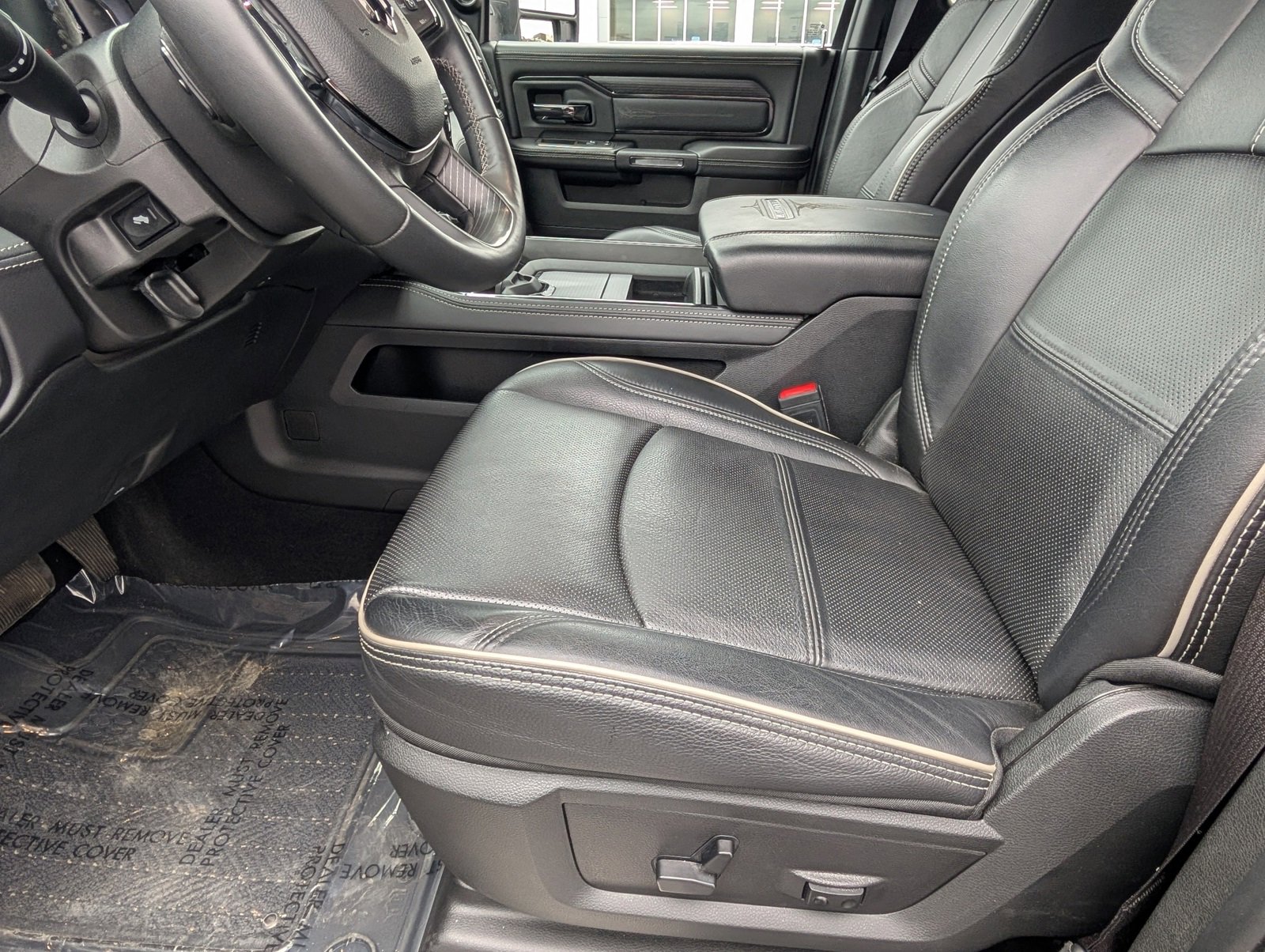 Used 2024 RAM 2500 Limited image 9