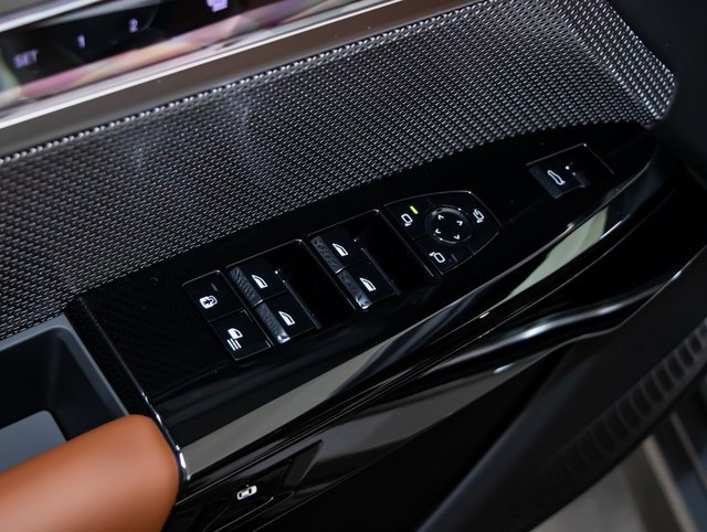 New 2026 BMW 760i xDrive w/ Executive Package image 14