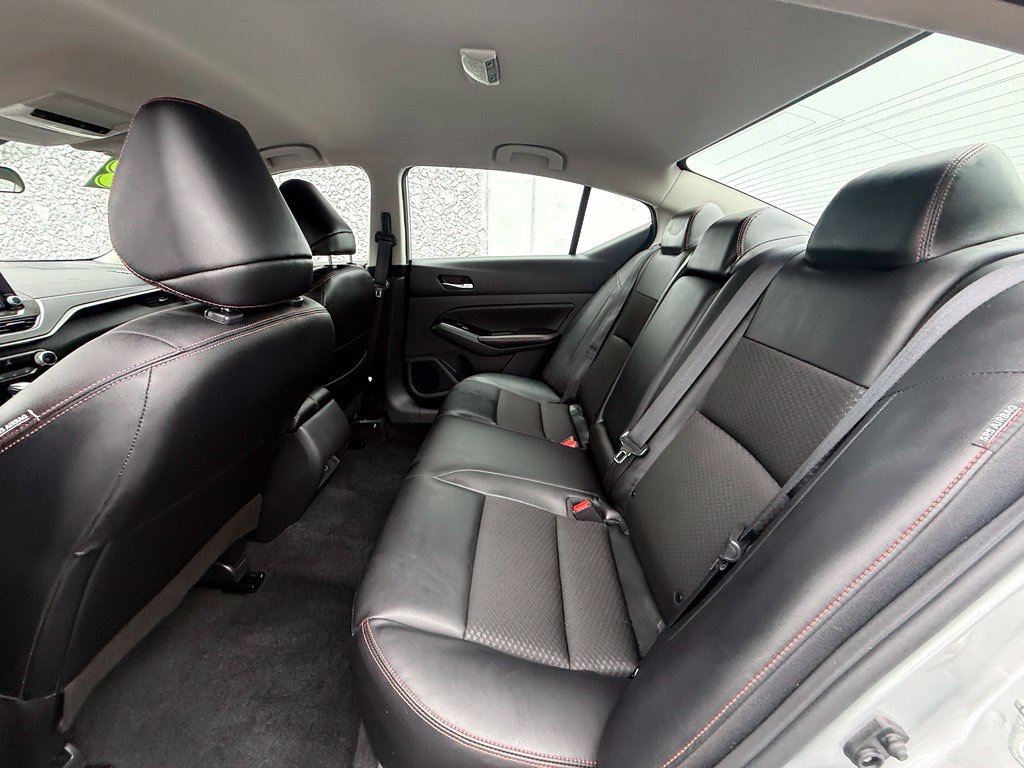 Used 2023 Nissan Altima 2.5 SR FWD image 14